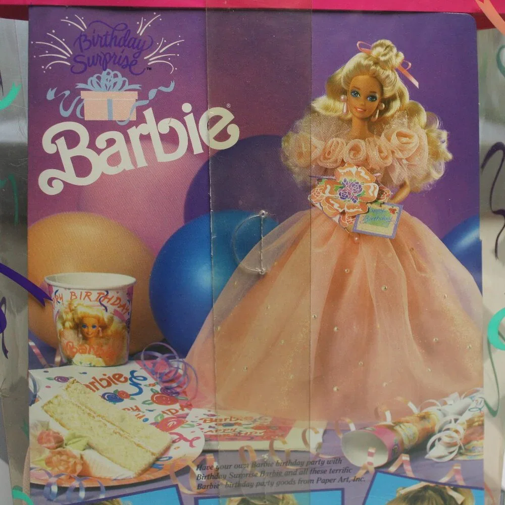 Vintage Birthday Surprise Barbie Doll 1991 Mattel 3679 NRFB - Picture 5 of 5